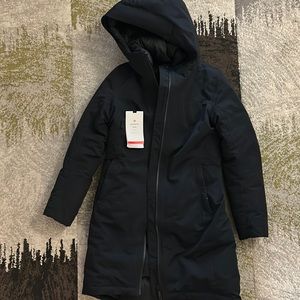 Lululemon Snow Warrior Parka